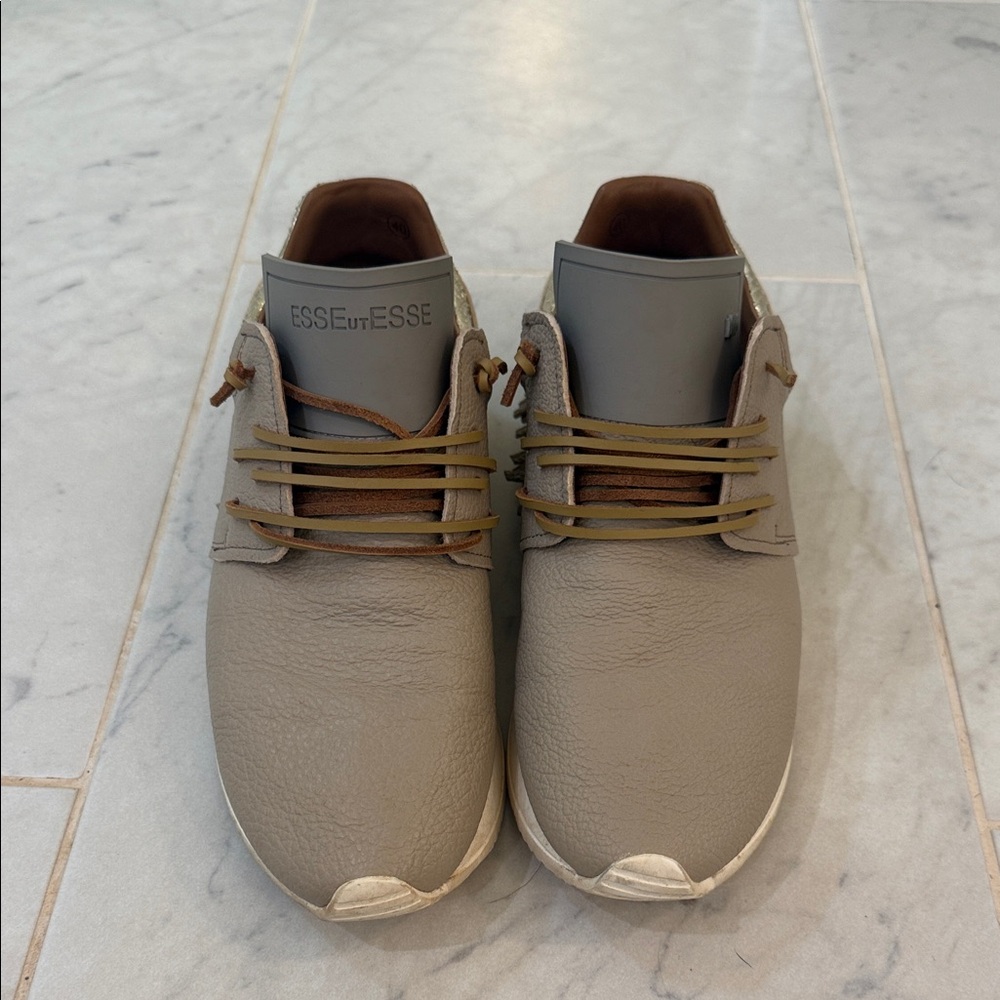 ESSEutESSE Leather Fringe Shoes